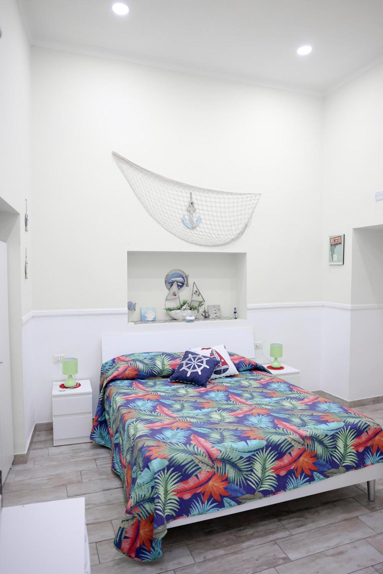 Concept Couette-café Naples