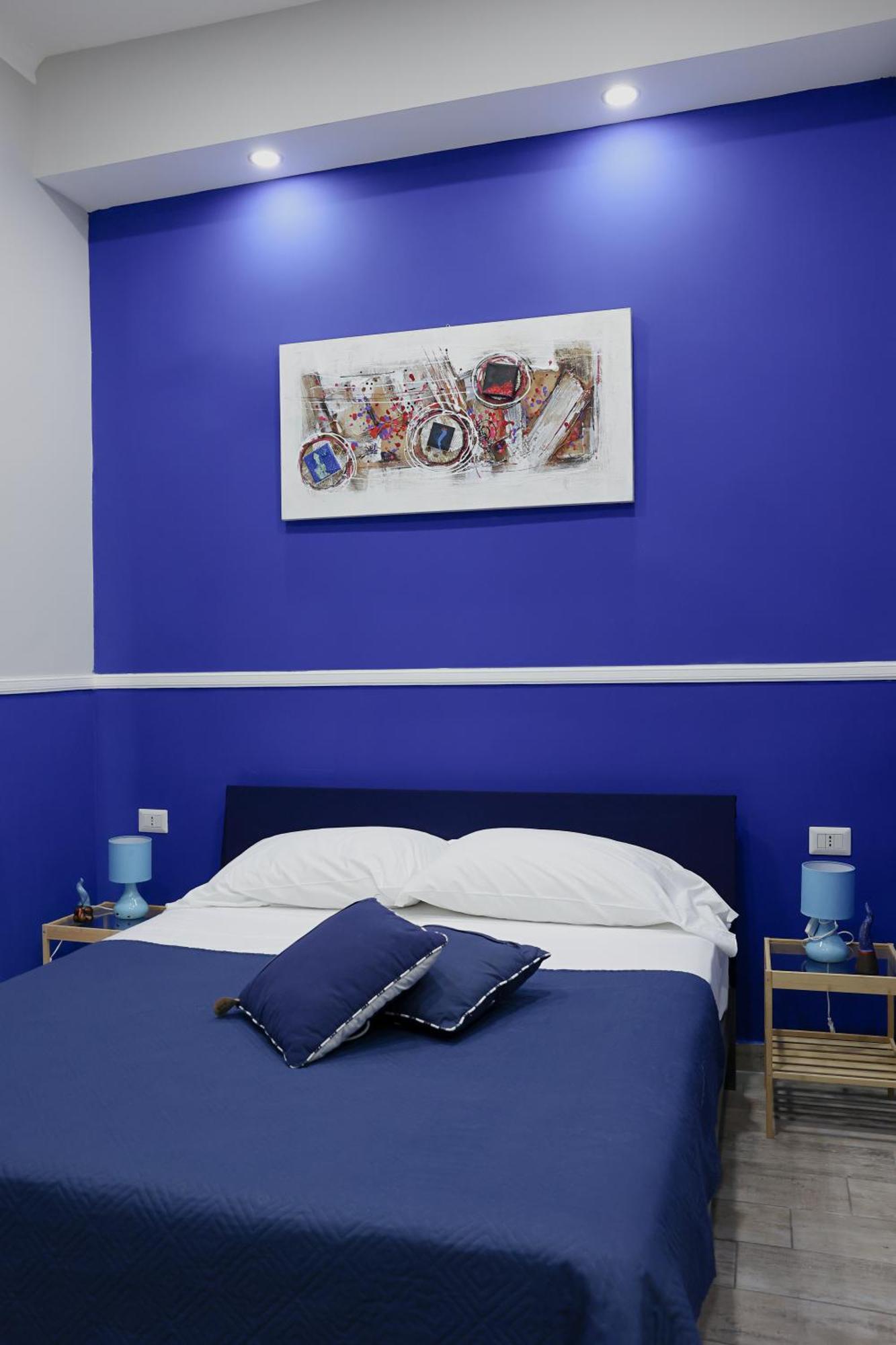 Couette-café Concept Naples
